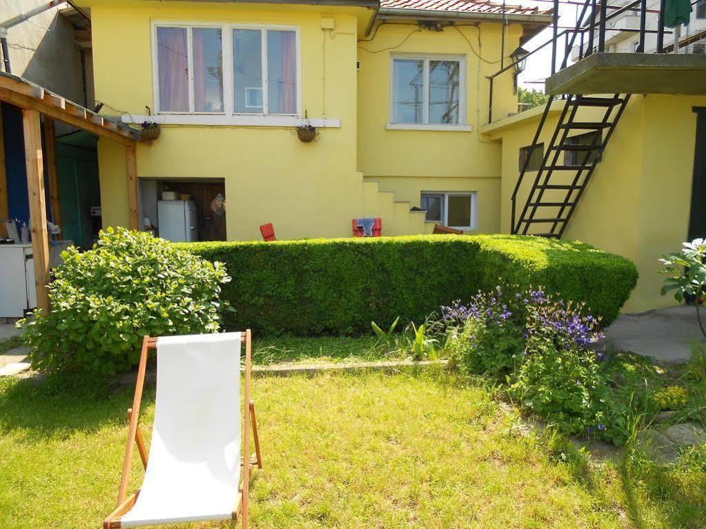 Hostel Del Mar Varna Esterno foto